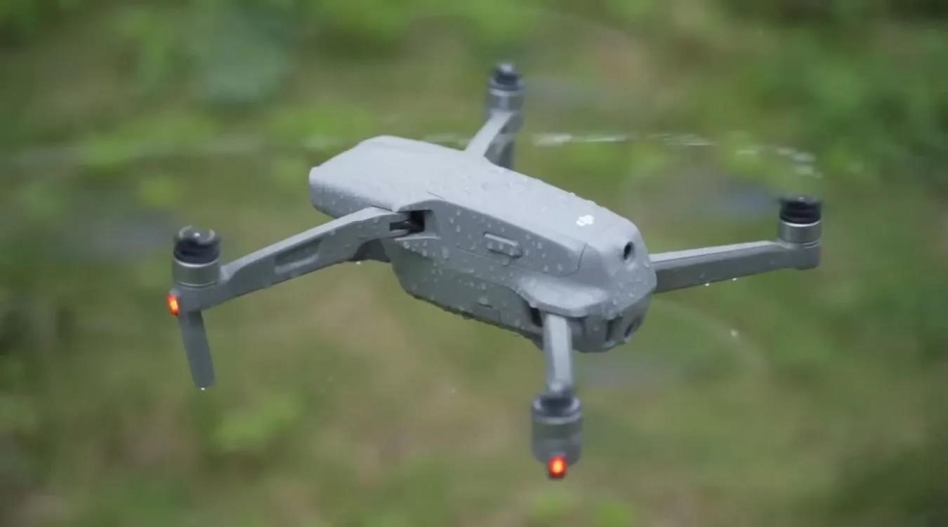 DJI Mavic Air 2 под дождем